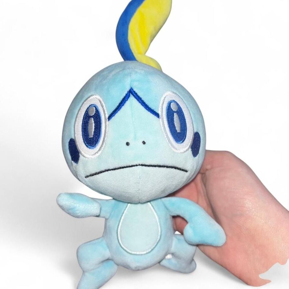 Pokemon Snivy small plush